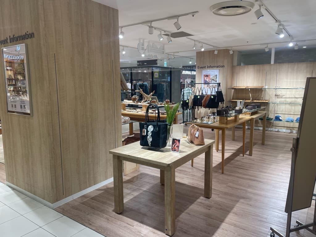 2階 カレンダリウムD07【食物販・物販】木目調のオシャレなスペース、雑貨・アパレルにおすすめ2