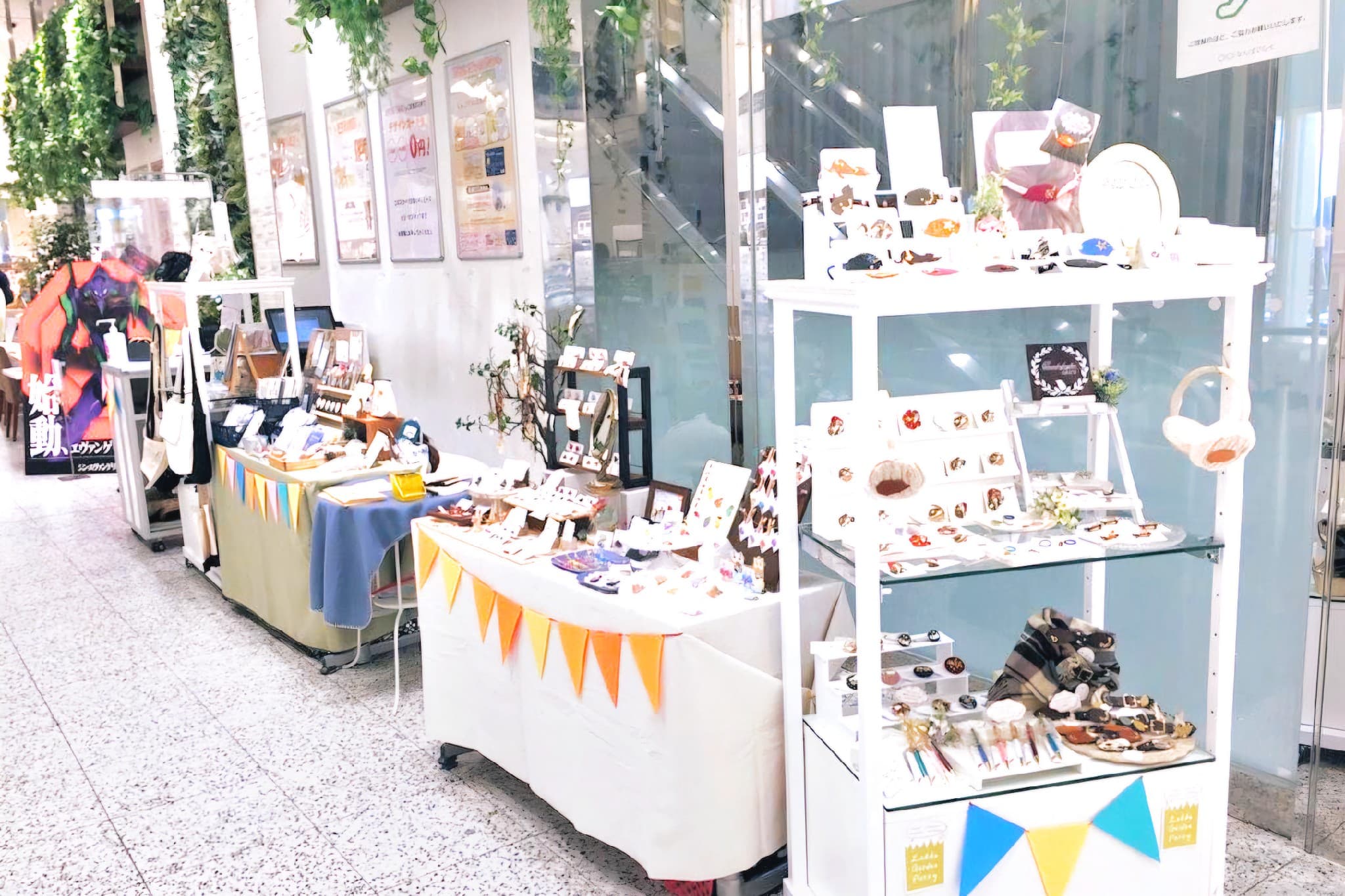 1階 パブリックスペース【物販・PR】エスカレーター横、人通りも多い好立地1