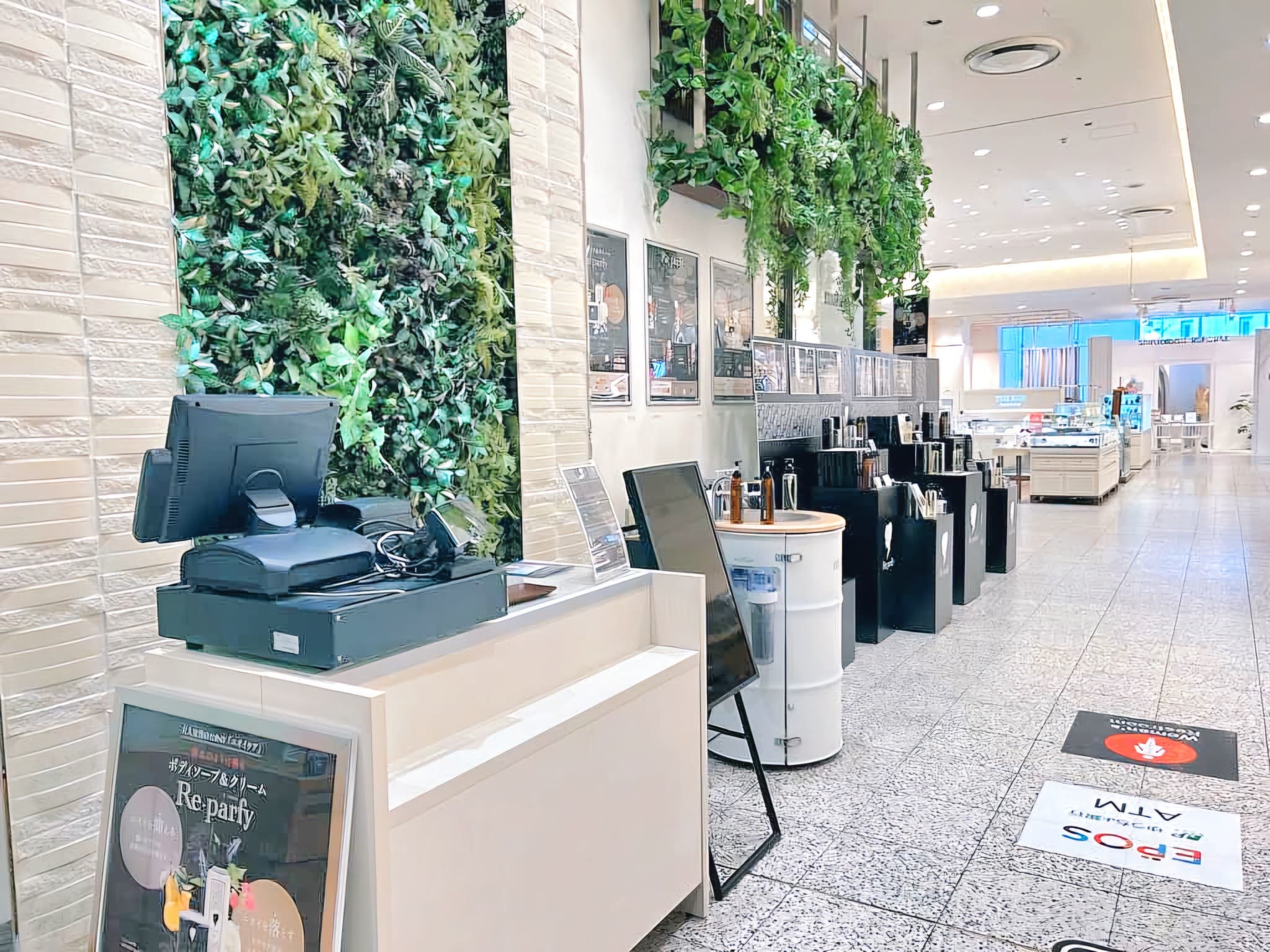 1階 パブリックスペース【物販・PR】エスカレーター横、人通りも多い好立地2