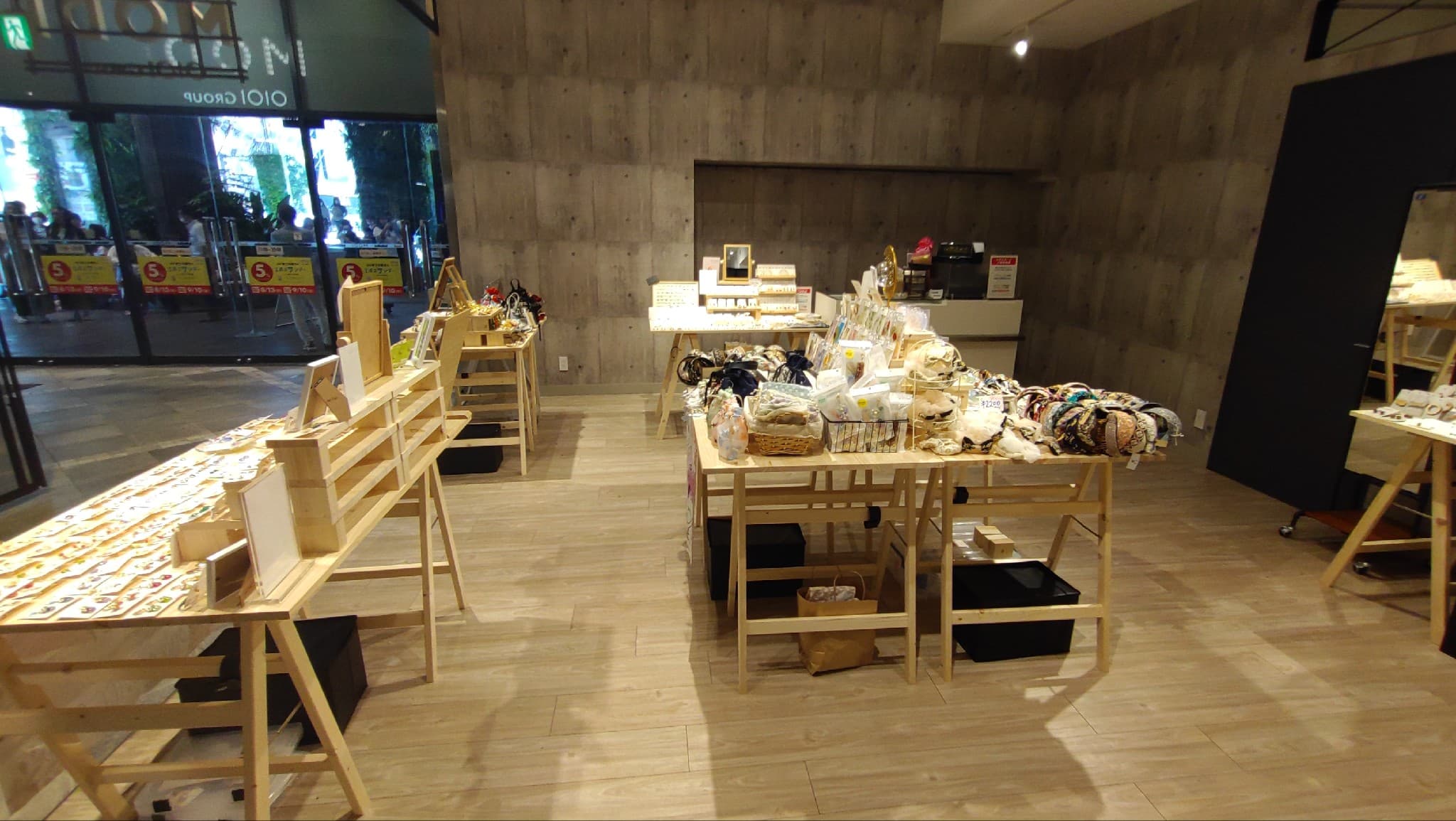 1階 カレンダリウムD01【物販・PRイベント】入口すぐ、視認性がよく人通りの多い好立地スペース2