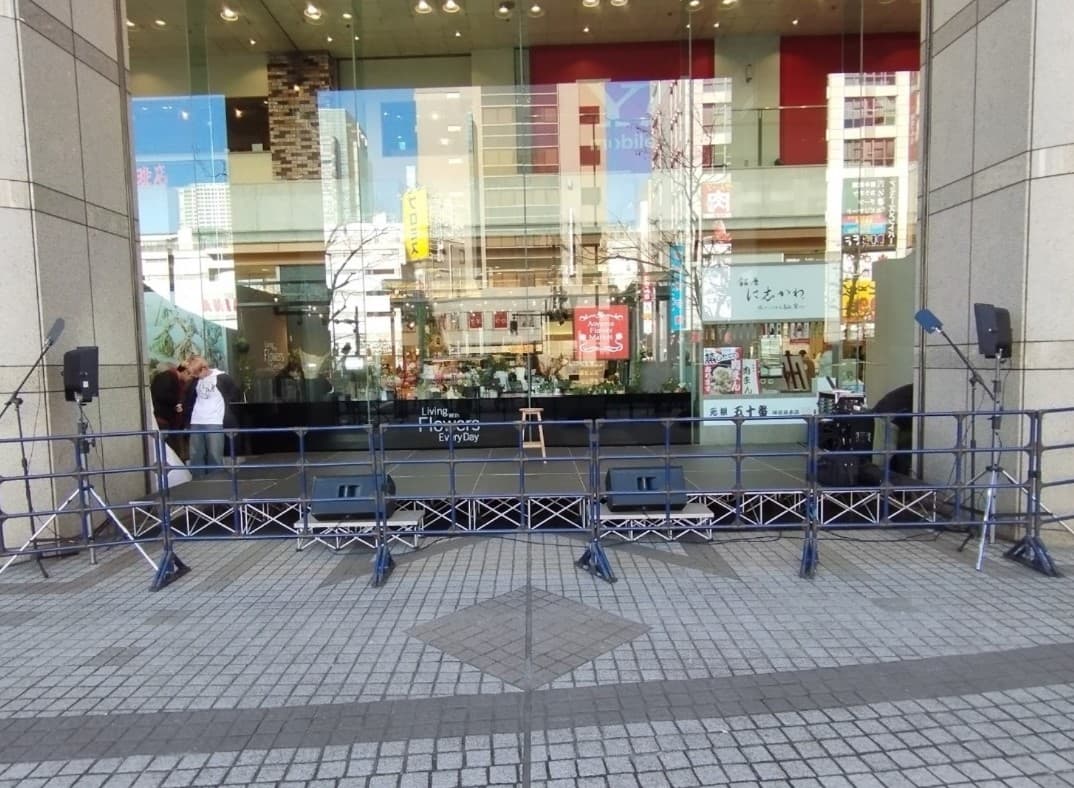 1階 店頭 広告・ステージC【物販・食物販・PR】国道14号面した人通りの多い屋外スペース1