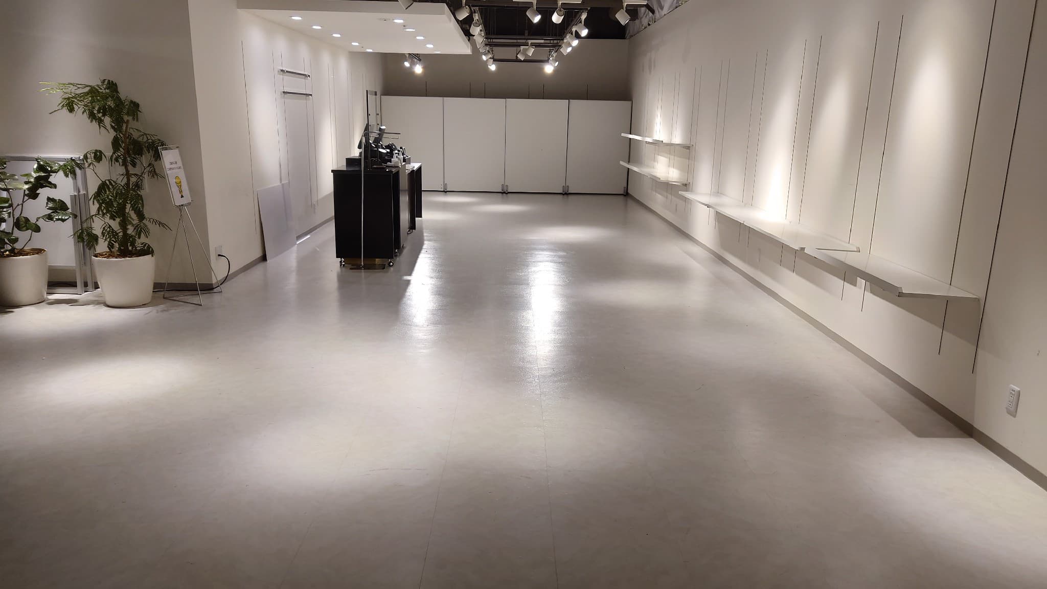 8階 カレンダリウムC10【物販・PRイベント・展示会】備え付け什器ありのイベントスペース1