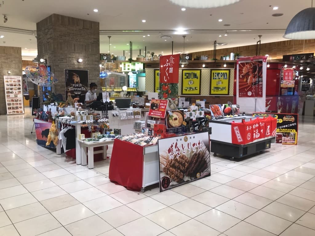 2階 カレンダリウムF02【食物販・物販】店内入ってすぐ、来客数も多く物産展や集合イベントに最適